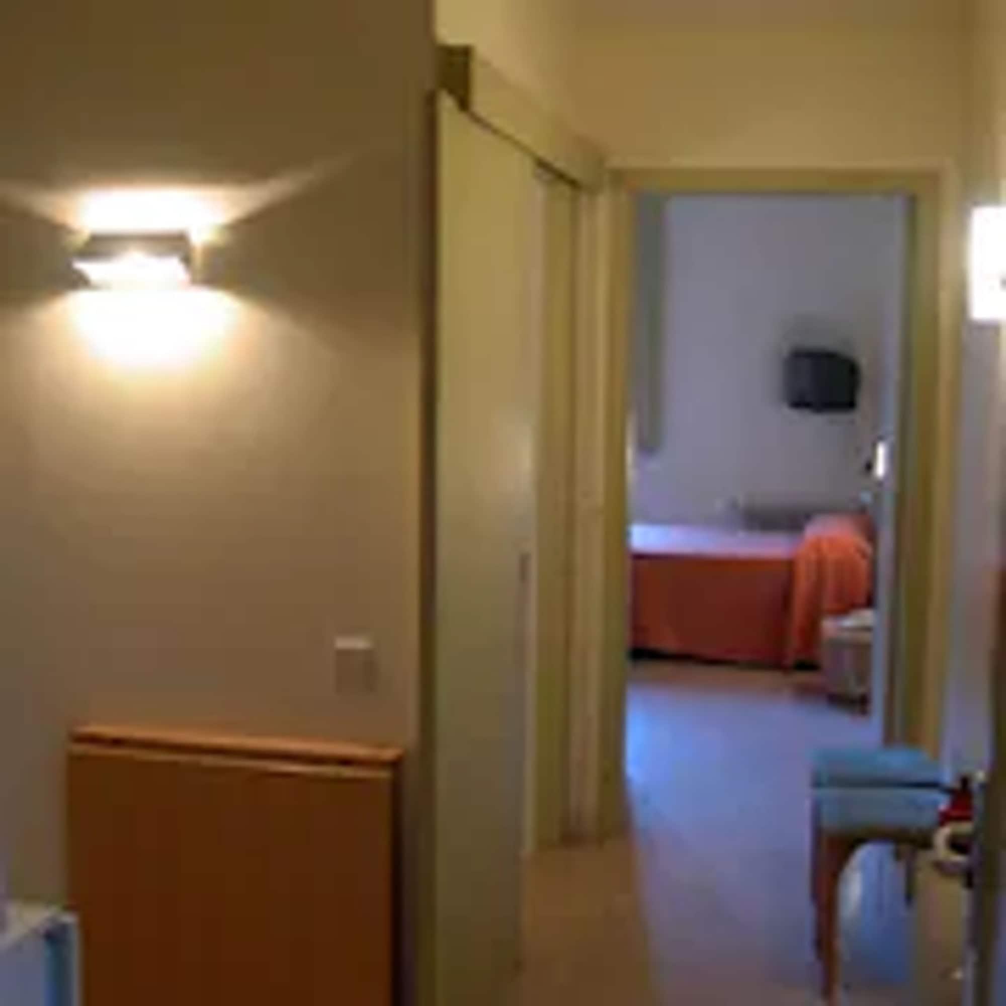 Apartamentos Montserrat Abat Marcet Exterior foto