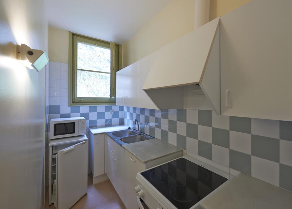 Apartamentos Montserrat Abat Marcet Exterior foto